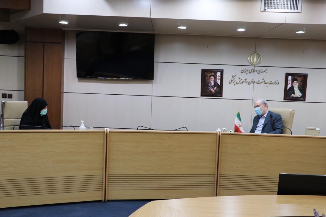 وزیر بهداشت از مدیرعامل شرکت فولاد زرند ایرانیان قدردانی کرد